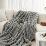 Bubble Fleece Blanket – Ultra Soft Rabbit Fur Throw, Cozy & Fluffy Decorative Blanket for Couch & Bed
